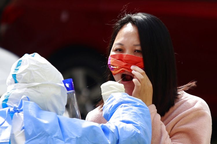 Wed. 10:11 a.m.: WHO: COVID deaths jump by 40 percent, but cases falling globally